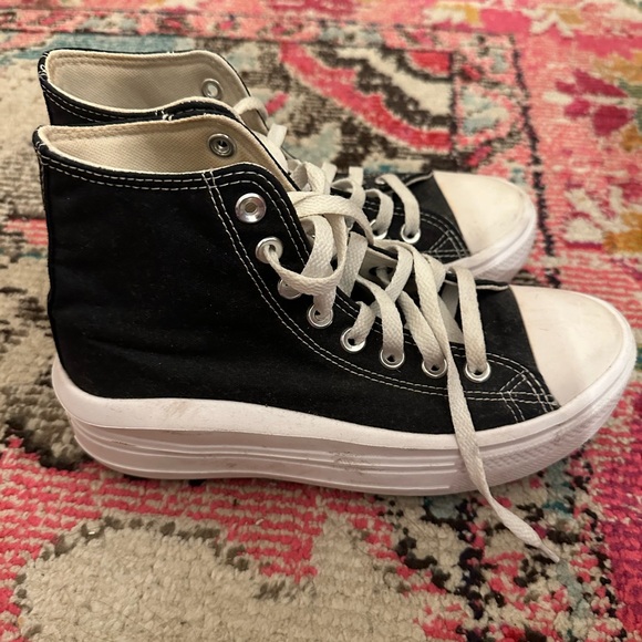Black High-Top Platform Converse Sneakers - Picture 3 of 4